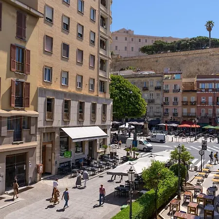 La Terrazza Sul Corso - Premium Апартаменты Кальяри